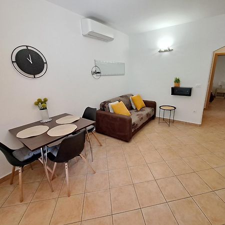 Studio Apartments Pinia-Marina Porec Exterior photo